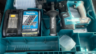 充電式ハンマドリル マキタ